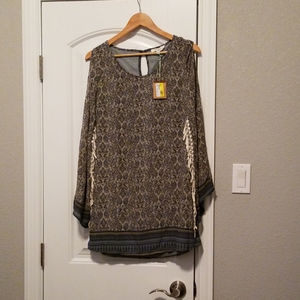 Umgee Bell Sleeve Dress Size Small